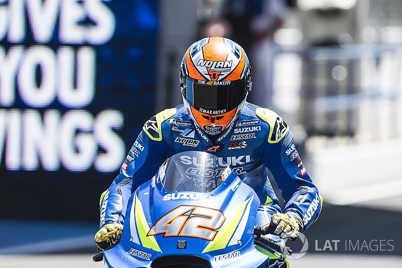 Suzuki hace oficial la renovación de Rins hasta 2020