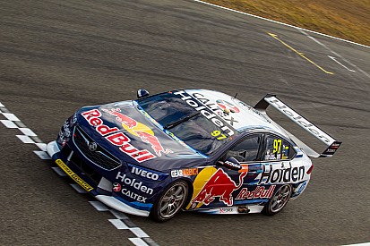 Ipswich Supercars: Van Gisbergen fends off McLaughlin for Race 2 win