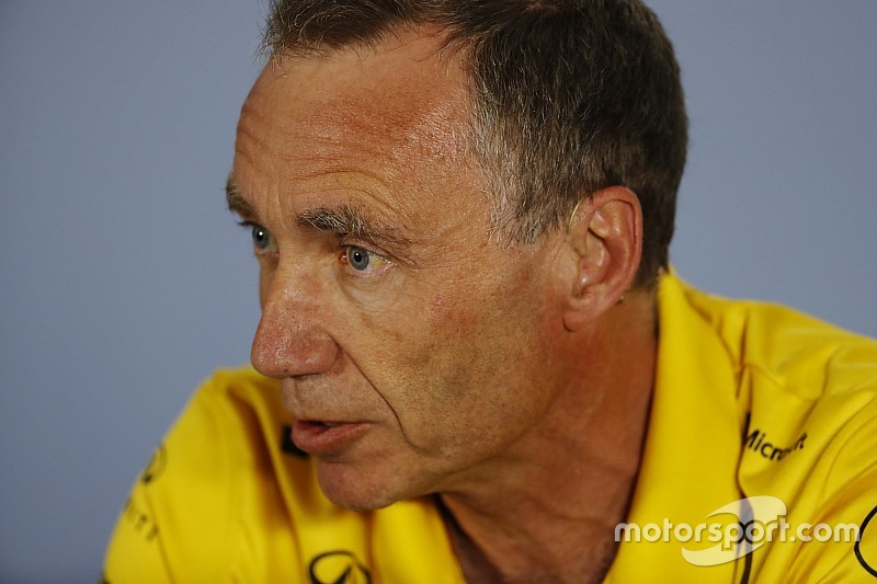 Nem akarta, hogy egydimenziósnak tartsák, ezért visszalép pozíciójából a Renault technikai igazgatója