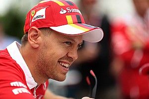 «Это такая немецкая шутка». Феттель о прогрессе Ferrari в сезоне-2017