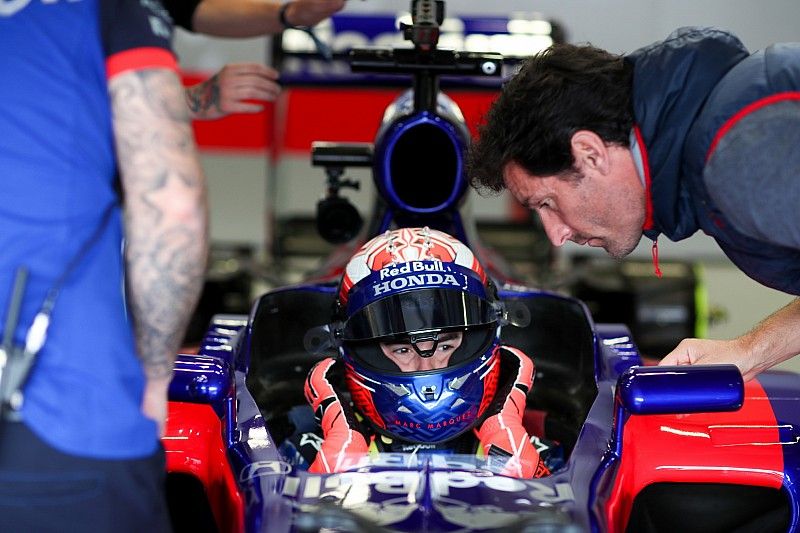 Marc Márquez, prueba un monoplaza Toro Rosso F1, con el ex piloto de Formula 1, Mark Webber