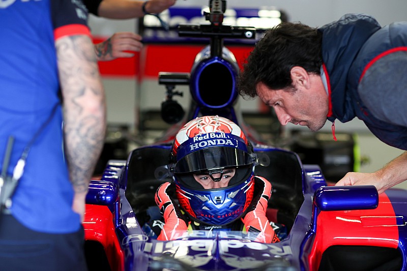 Márquez se estrena con el Toro Rosso en Austria