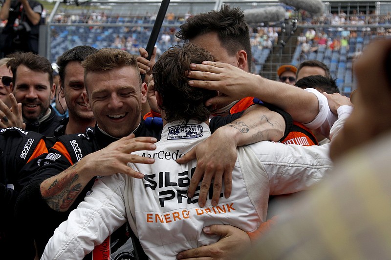 DTM Hungaroring: Auer pole'de, ilk beş Mercedes'in!