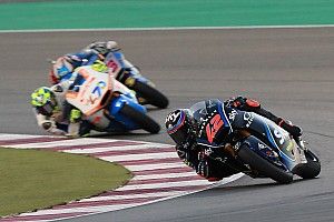 Moto2 in Katar: Bagnaia feiert Premierensieg, Schrötter Siebter