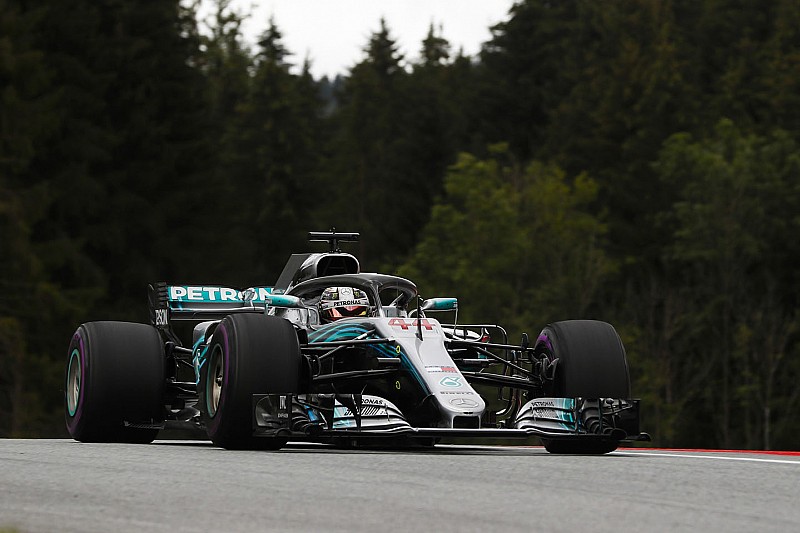 Mercedes lidera también unos libres 2 de Austria con dudas para McLaren
