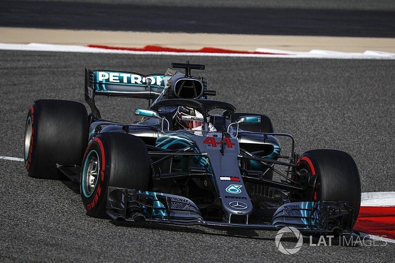 Hamilton snapt niet waarom Ferrari sneller is