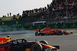 FIA посоветовала Ферстаппену пилотировать осторожнее