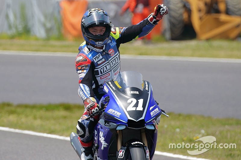 全日本ロードレース:王者高橋との対決制した中須賀、鈴鹿ラウンド連勝