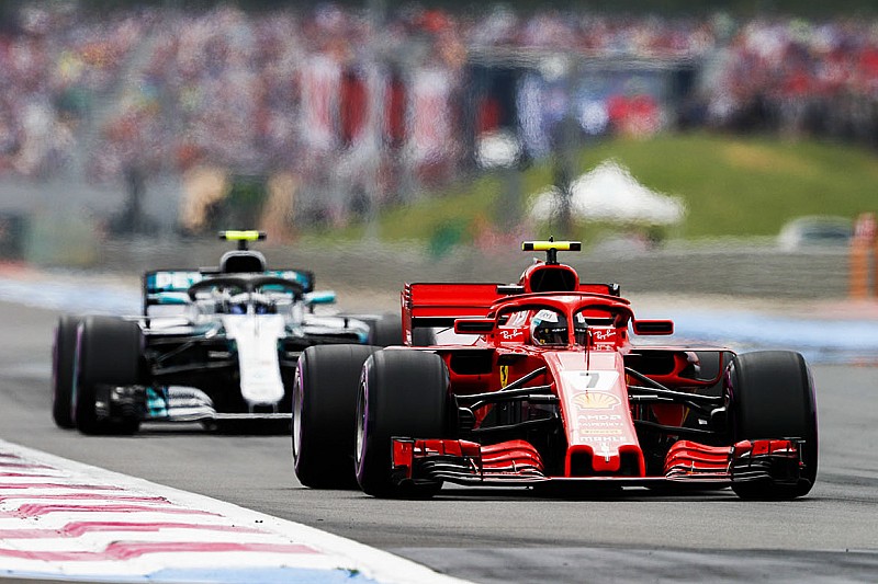 Wolff: "Motoren Mercedes, Ferrari en Renault ontlopen elkaar niet veel"