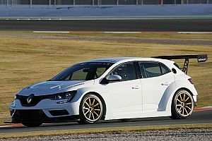 Valencia: iniziati i test BoP, la Renault si rompe e Morbidelli sbatte