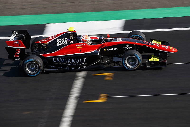 Hubert centra il giro perfetto ed artiglia la pole position a Silverstone