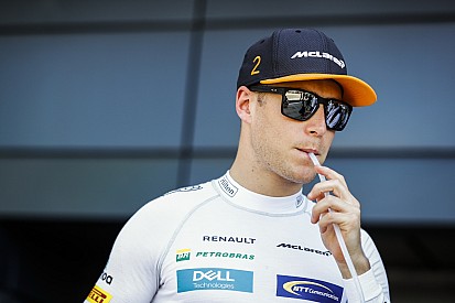 Vandoorne problémákkal küzdött, Alonso nyolcadik lett