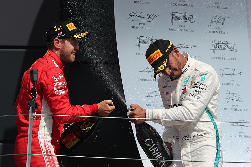 Hamilton komt terug op uitlatingen: "Het was een race-incident"