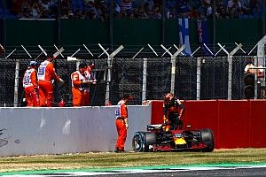 Böser Nachmittagsbeginn: Verstappen-Crash in erster Runde