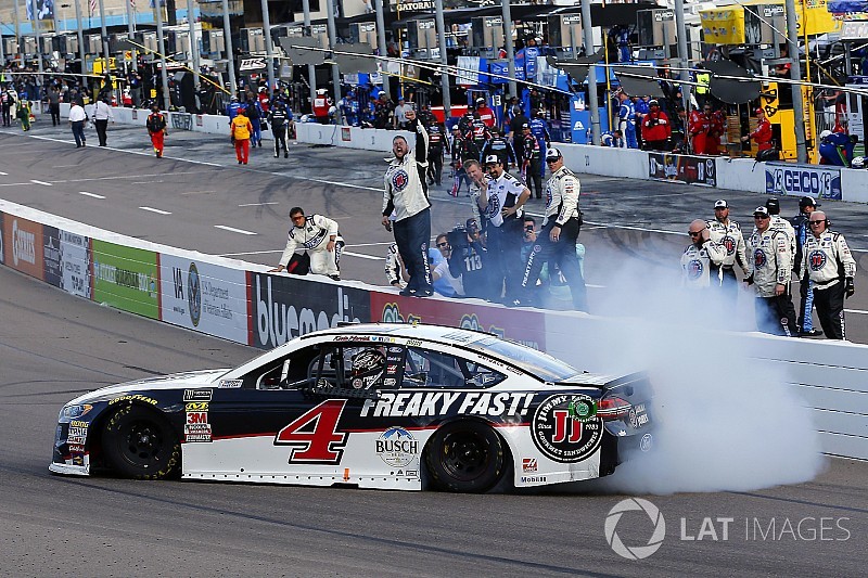 NASCAR-Hattrick perfekt: Kevin Harvick siegt auch in Phoenix