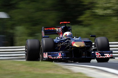 A Red Bulltól elküldött ex-F1-es versenyző szerint Marko jó munkát végez