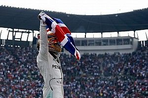 Hamilton : "25 ans plus tard, je suis quadruple Champion du monde"