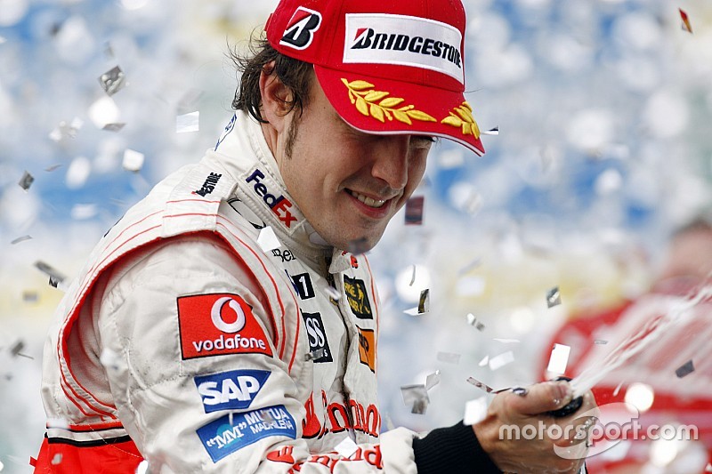 Alonso en Red Bull Racing: zo dicht was men in 2007 bij een akkoord