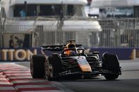 Verstappen pogania Red Bulla