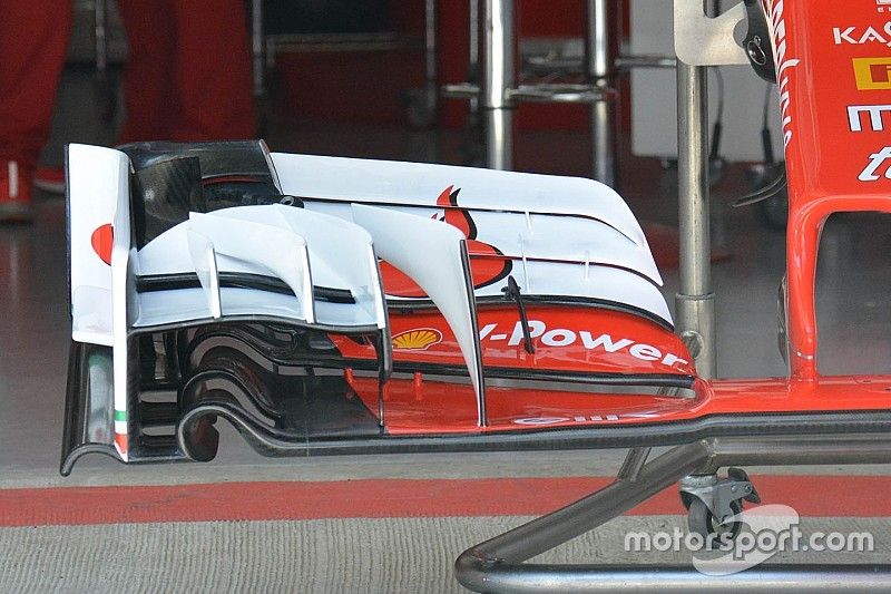 Ferrari revela sua nova asa dianteira na Rússia