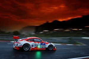 Top 10: Die schönsten Bilder aus den Nachtstunden der 24h Nürburgring