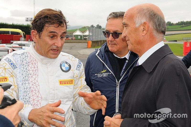 Alex Zanardi, BMW Team Italia, con Giancarlo Minardi e Angelo Sticchi Damiani, Presidente ACI-CSAI