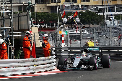 Monaco GP organisers modify Swimming Pool kerbs