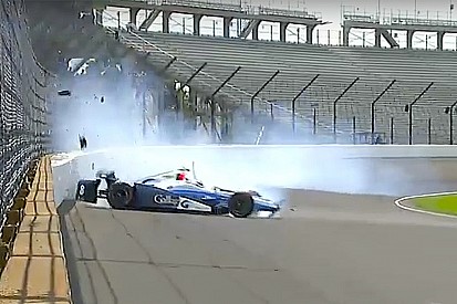 Indy 500: Chilton Cumartesi antrenmanlarında kaza yaptı