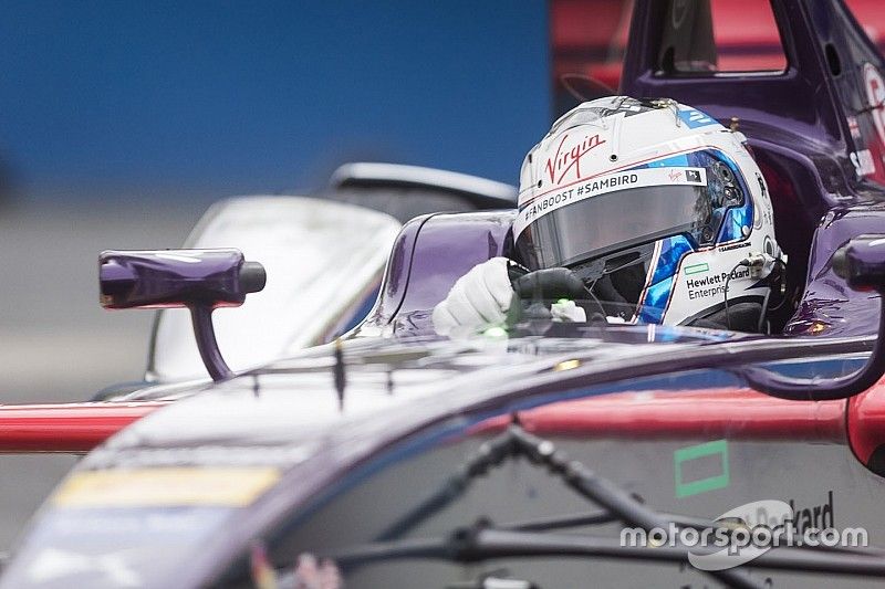 Bird vence a di Grassi por la pole en París