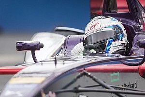 Bird vence a di Grassi por la pole en París
