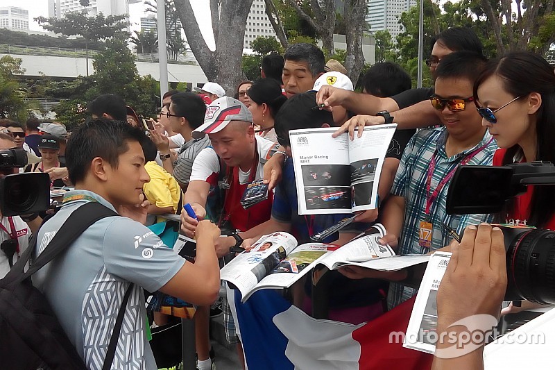 Aktivitas Rio Haryanto di GP Singapura