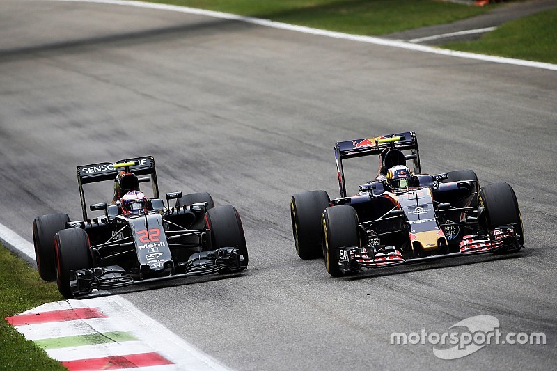 Button ve Alonso, McLaren'ın Sainz kararına destek verdi