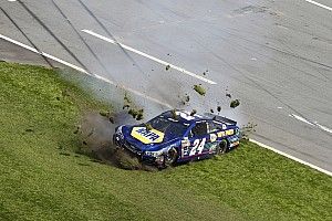 Daytona 500 pole-sitter Chase Elliott crashes out before Lap 20