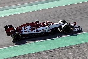 Kubica quickest in opening session of second F1 test