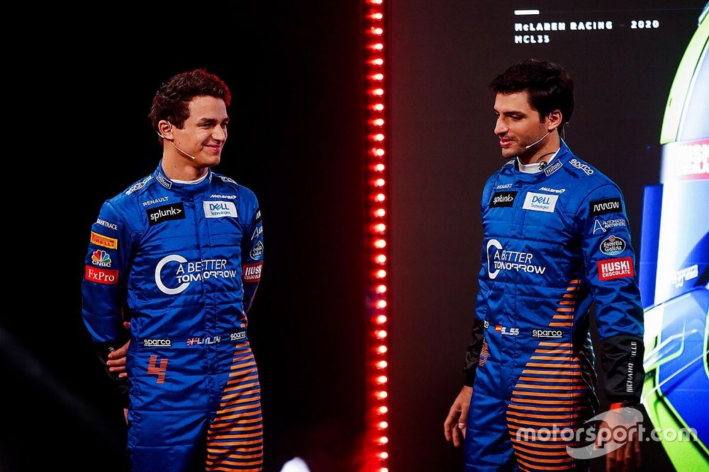 Norris nem fog kezet Sainzcal a McLarennél