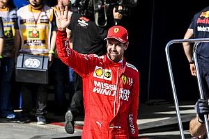 Az olasz sajtó szerint Ricciardo ugrásra kész, ha Vettel...