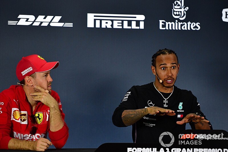 Hamilton et Vettel courent différemment contre Verstappen