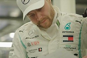 VIDEO: Bottas regresa al trabajo en las instalaciones de Mercedes