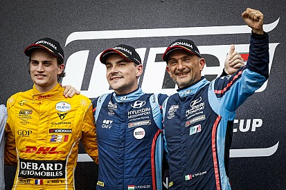 Magabiztos rajt-cél győzelemmel Michelisz Norbert egy lépéssel közelebb a WTCR bajnoki címéhez!