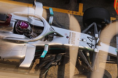 Mercedes 'steering mode' raises eyebrows in Barcelona