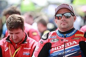 Haslam Berlatih Flat Track bersama Bintang MotoGP