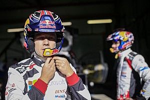 Sebastien Ogier Terkena Time Penalty pada Hari Kedua Reli Finlandia