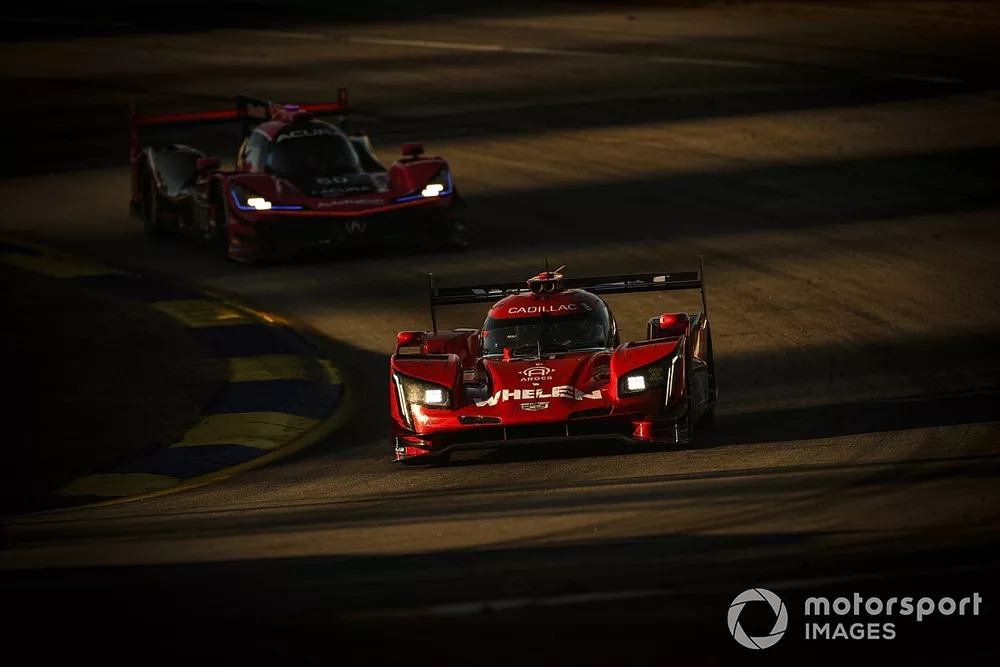 #31 Action Express Racing Cadillac DPi: Felipe Nasr, Pipo Derani, Mike Conway, #60 Meyer Shank Racing w/Curb-Agajanian Acura DPi: Olivier Pla, Helio Castroneves, Juan Pablo Montoya