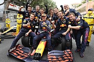 Max Verstappen Tak Punya Alasan untuk Ganti Tim