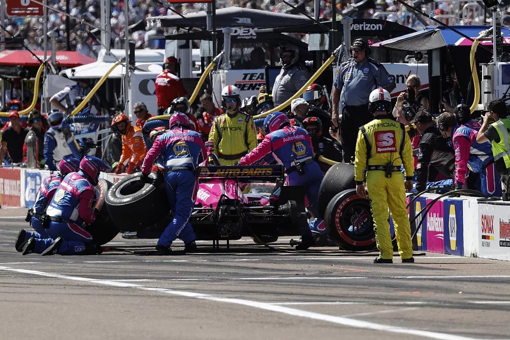 Alexander Rossi, Andretti Autosport Honda, pit stop