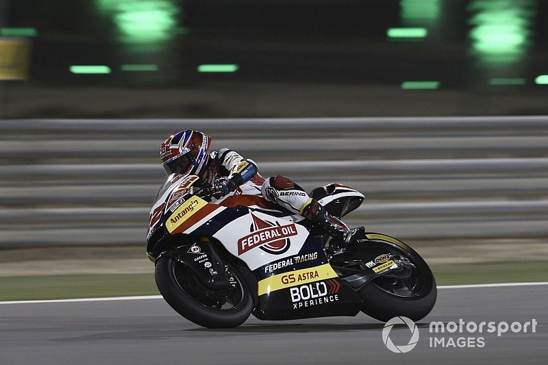 Lowes vuela y Fenati arrasa en Qatar