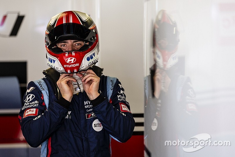 Michelisz 100 százalékig nyomta, de holnapig nem ünnepel