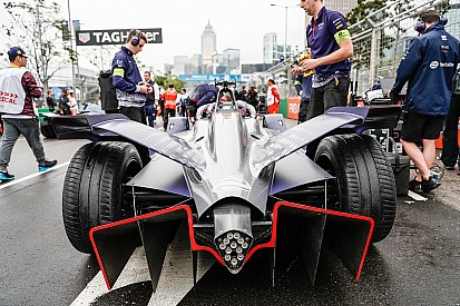 Fantasztikus képek a Formula E hongkongi hétvégéjéről: eső, ütközések, előzések, dráma...