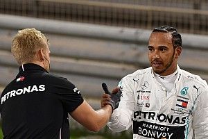 Hamilton egy Muay Thai edzésen: videó