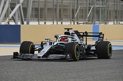 Test F1 Bahrain, Giorno 2: Russell chiude in vetta con Vettel 3°. Bene Schumacher con l'Alfa Romeo